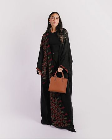مشكاة عباية طرفة